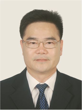 陈耀忠-长城物业集团股份有限公司董事总裁